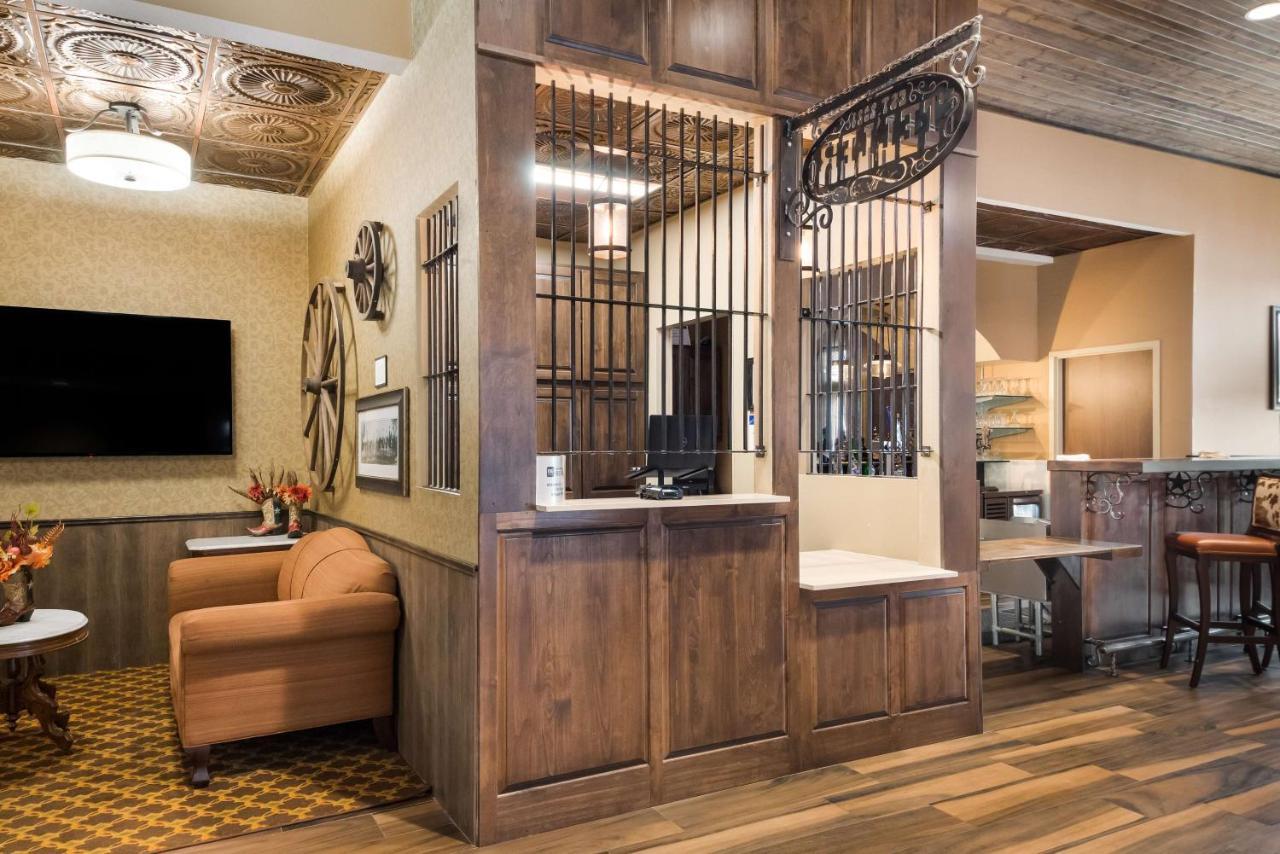 Best Western Bandera Suites&Saloon Exteriör bild
