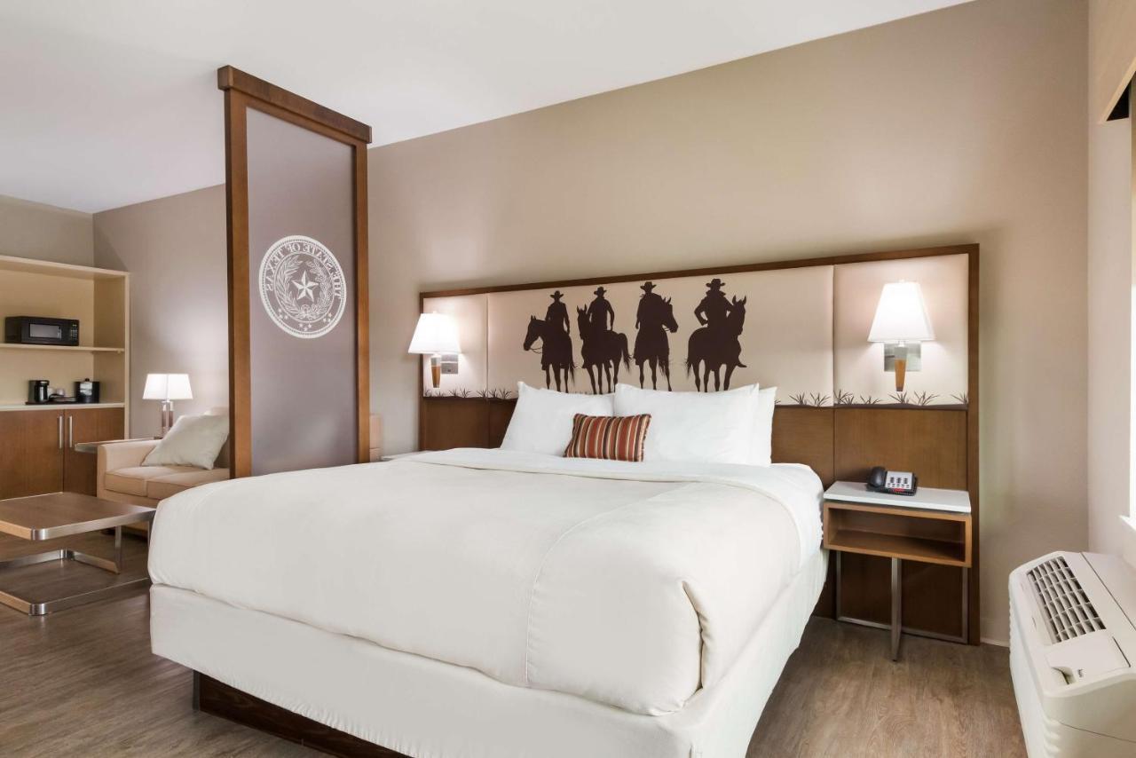 Best Western Bandera Suites&Saloon Exteriör bild